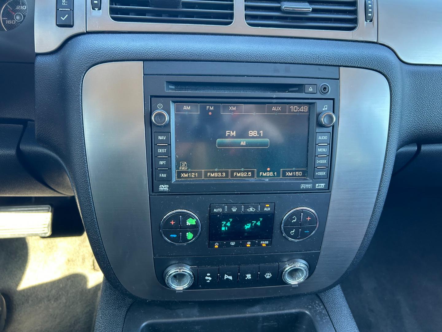 2007 BLACK /BLACK Chevrolet Suburban LS 1500 4WD (3GNFK16377G) with an 5.3L V8 OHV 16V FFV engine, 4-Speed Automatic Overdrive transmission, located at 17760 Hwy 62, Morris, OK, 74445, (918) 733-4887, 35.609104, -95.877060 - Photo#13